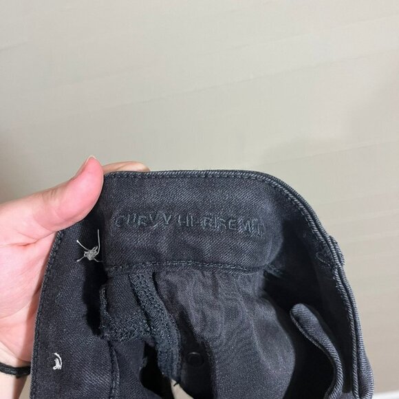 American Eagle Black Curvy Hi Rise Mini Skirt Black Distressed SZ 2 - Picture 7 of 7